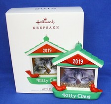 Hallmark Photo Holder Ornament Kitty Claus 2019 Cat Bird Feeder Picture Frame