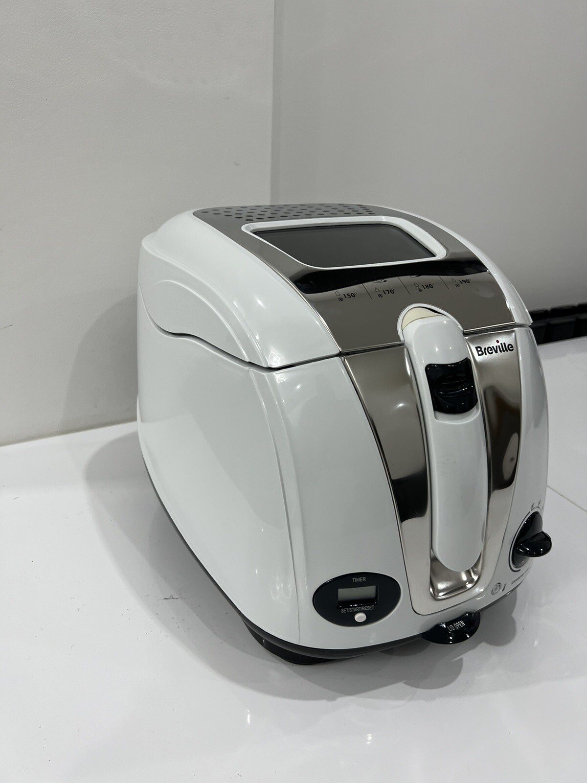 Breville VDF108 Digital Deep Fryer 2L 1KG Easy Clean White & Stainless