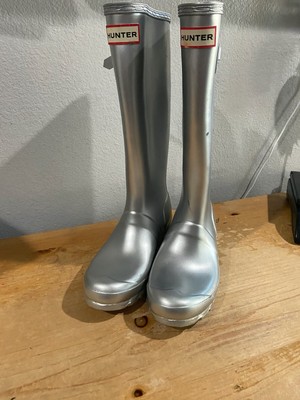 silver hunter boots