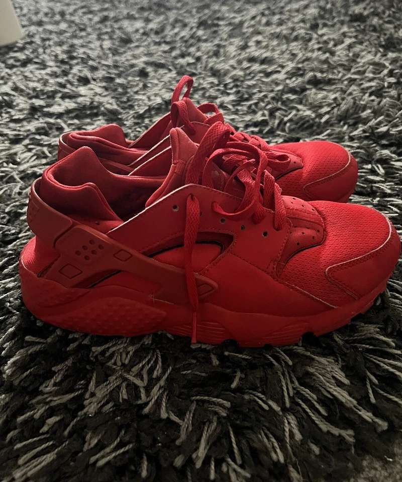 Nike Air Huarache, photo 1 of 5
