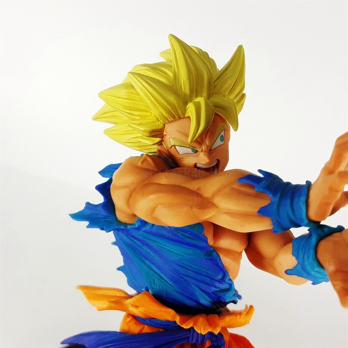 BANPRESTO BWFC SON GOKU フィギュア Amazon.com: Banpresto Dragon Ball Super Son Goku FES!! vol