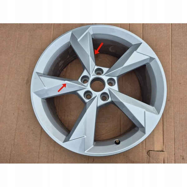 1X Cerchio In Lega 19 Pollici 83A601025N Audi Q3 Rim Wheel-image