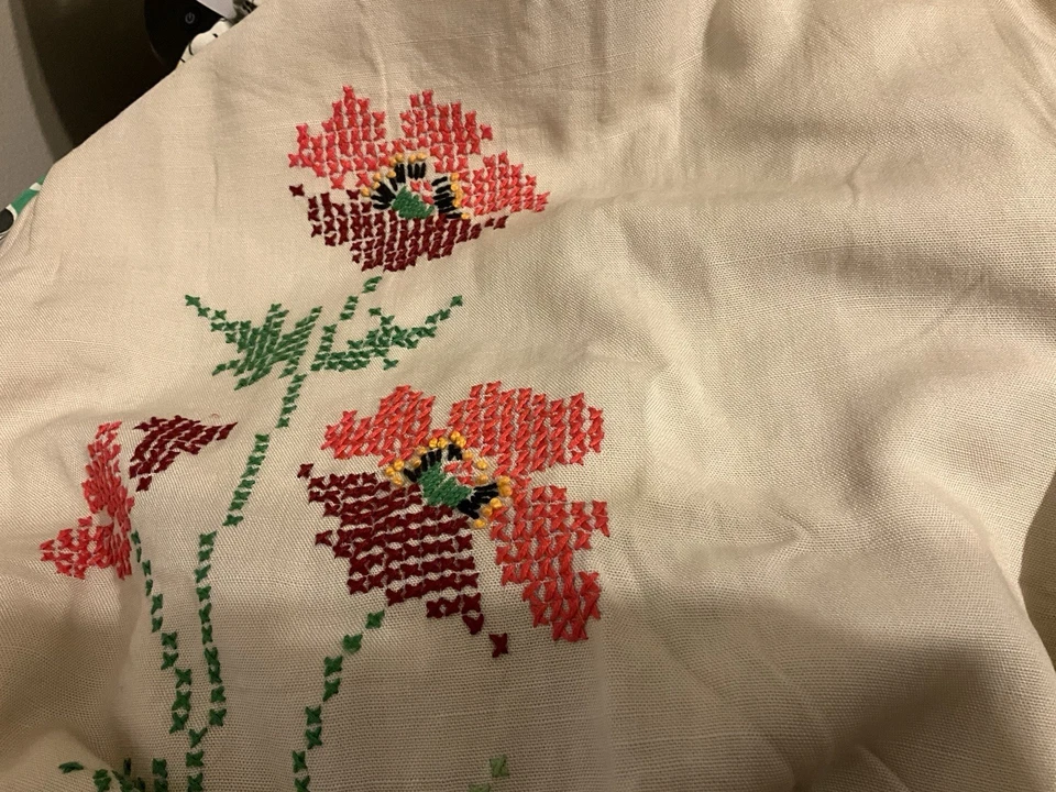 Vintage 1960's Dress Sleeveless Shift Ecru with Cross Stitch Small - Image 3 of 4