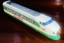 Vintage 1970's Ichiko Japan Shinkansen Type 0 Tin Toy Green Bullet Train Hikari
