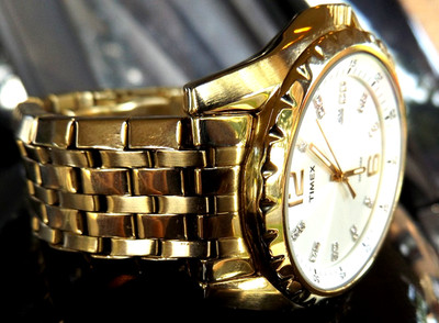 NO RSV TIMEX NEW BATTERY DRESS 45MM  DATE NEAR MINT LARGE WRIST