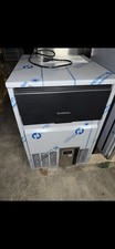 Scotsman UC0918GAX-1 95 lb Undercounter Gourmet Cube Air Cooled Ice Machine