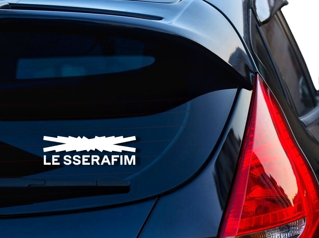 LE SSERAFIM 6