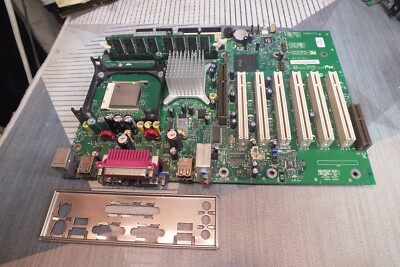 INTEL D845GBV, AA A84540-301, Socket 478 Motherboard + CPU 2.00GHz +512Mb +I/O