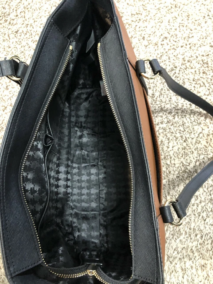 NUEVO Bolso de Mano Clásico Chic Karl Lagerfeld Paris Fleurette Marrón/Negro Foto 3 de 4