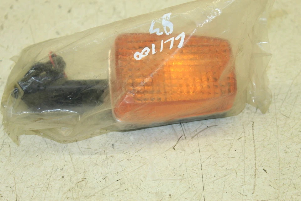 Honda Goldwing 1100 1983 fabricante original luz de giro trasero derecho indicador B24D Foto 2 de 4