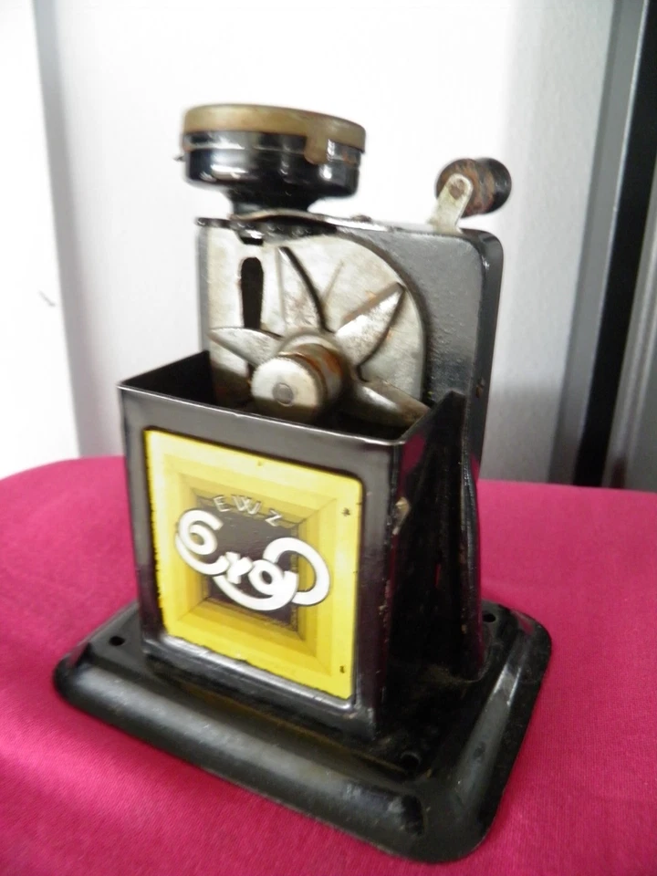 Ancien taille crayon Ergo-vers1925-piéce de musée - Photo 2/3