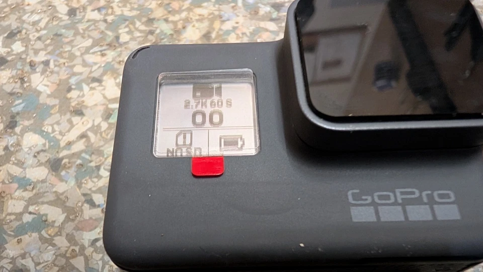 GoPro HERO6 12MP Waterproof Digital Action Camera with Extra Batteries - Black - Image 4 of 4