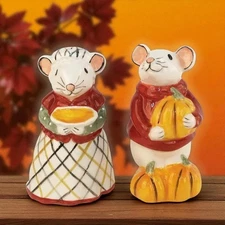 Blue Sky Clayworks Pumpkin Pie Mice Salt & Pepper Shaker Set