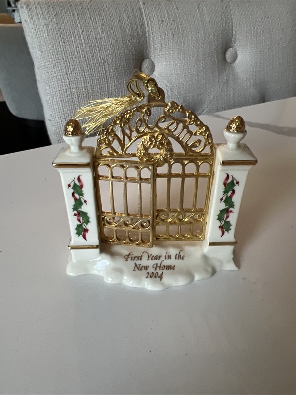 Lenox-First Year In The New Home Christmas Ornament-2004- 3 1/4" Tall