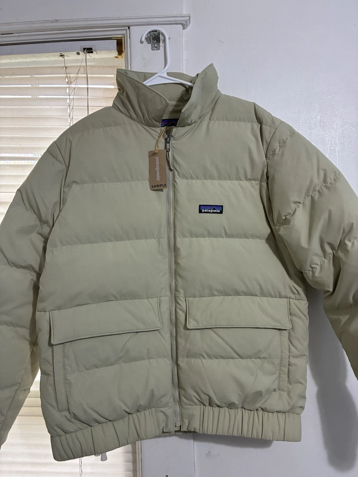NWT Patagonia Sisar Down Jacket Men's Medium Weathered Stone Color $319 FA26 image 3