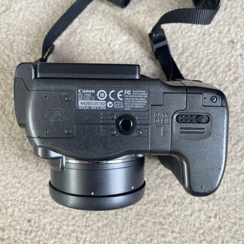 Canon PowerShot S3 IS 6.0MP 12X Zoom Digital Bridge Camera - Picture 7 of 12