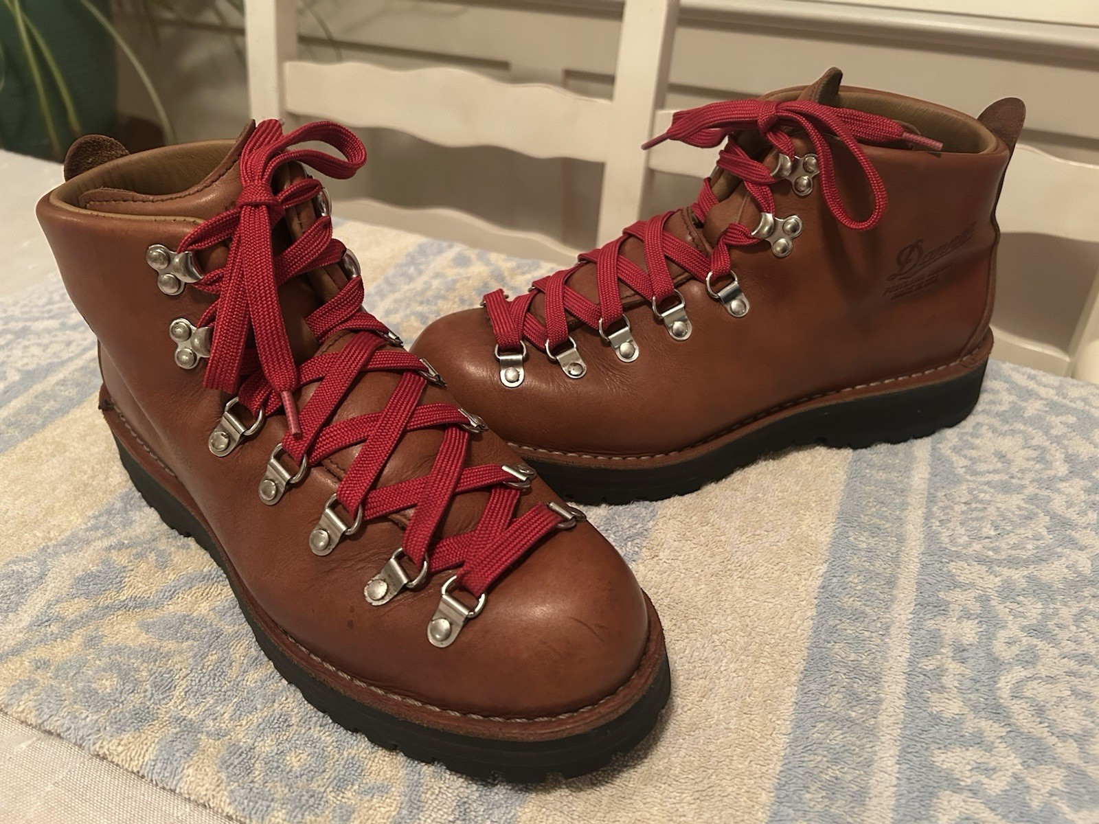 Danner Mountain Light Cascade Clovis Hiking Boots 10 EE  Gor