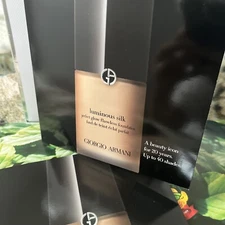 2 Giorgio Armani Luminous Silk Perfect Glow Flawless Foundation Sample 1mlx4