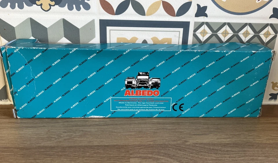 Camión Albedo Volvo Globetrotter 320017 Z2 Foto 3 de 4