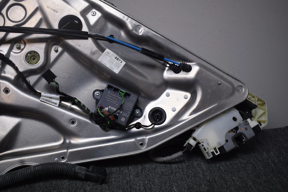 Mercedes Benz E350 2010 regulador ventana trasera derecha fabricante original de fábrica Foto 3 de 4