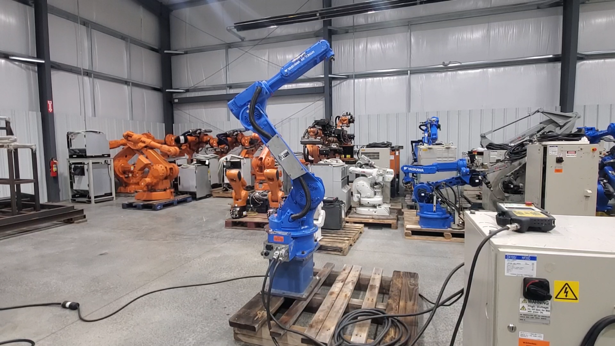 Yaskawa Motoman HP20D Industrial Robot With DX100 Controller | eBay
