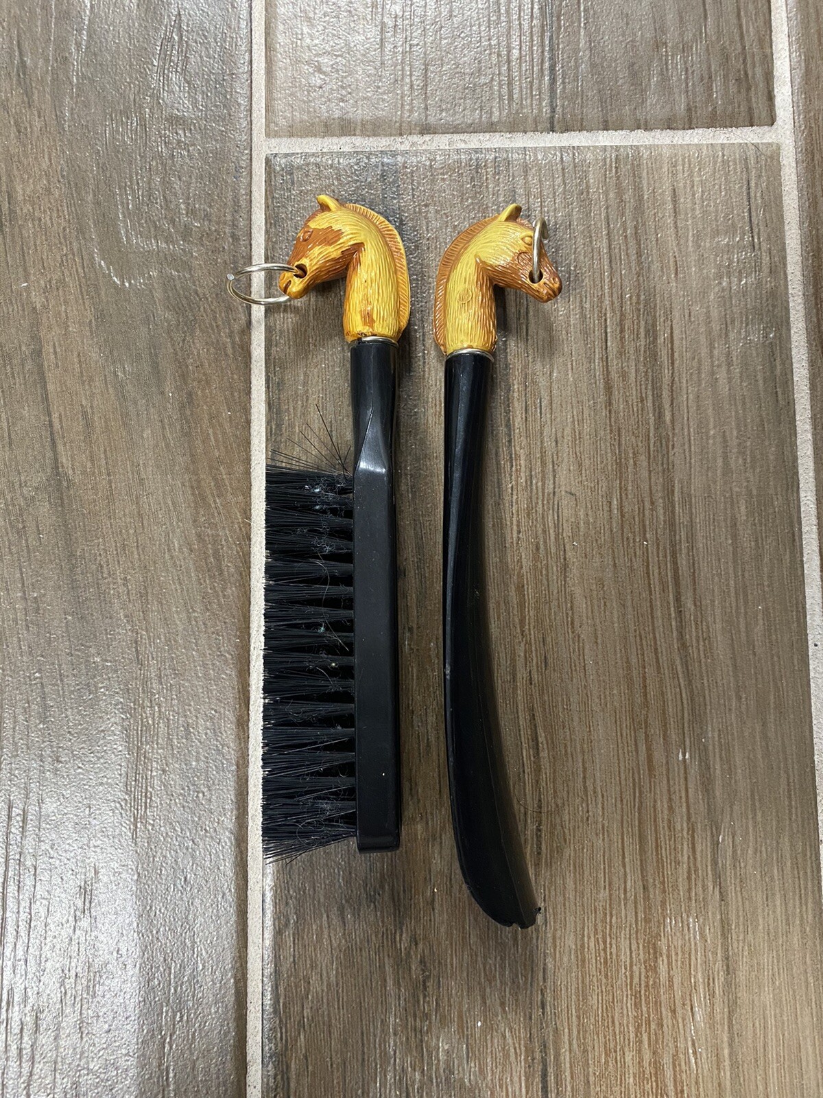 Vintage Japan Horse Head Shoe Horn & Brush Set Hanger… Gem