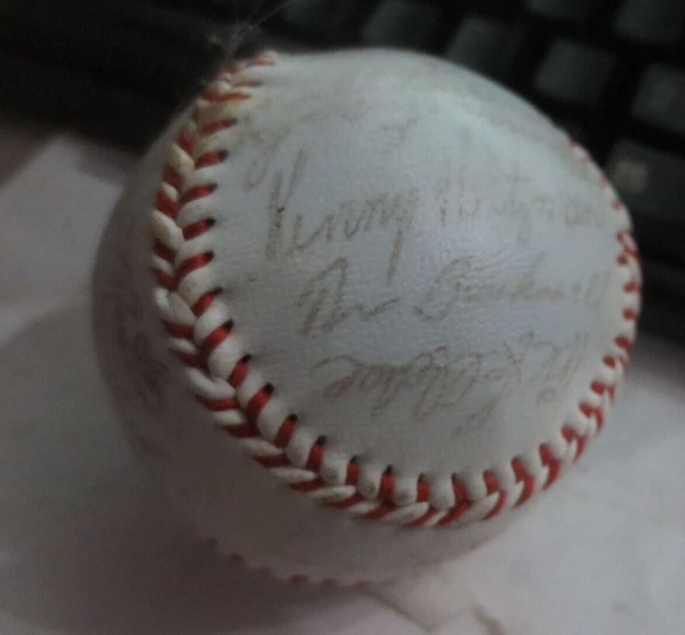 2 Chicago Cubs Signed Baseballs Late 1970s Bruce Sutter 2001 Kerry Wood Mcgriff - Image 3 of 4