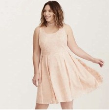 Torrid Textured Floral Print Skater Dress Lined Pink Size 14
