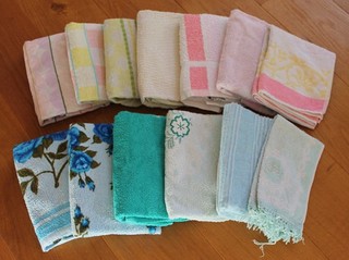 13x Vintage Handtücher Frottierset bunt rosa blau Baumwolle