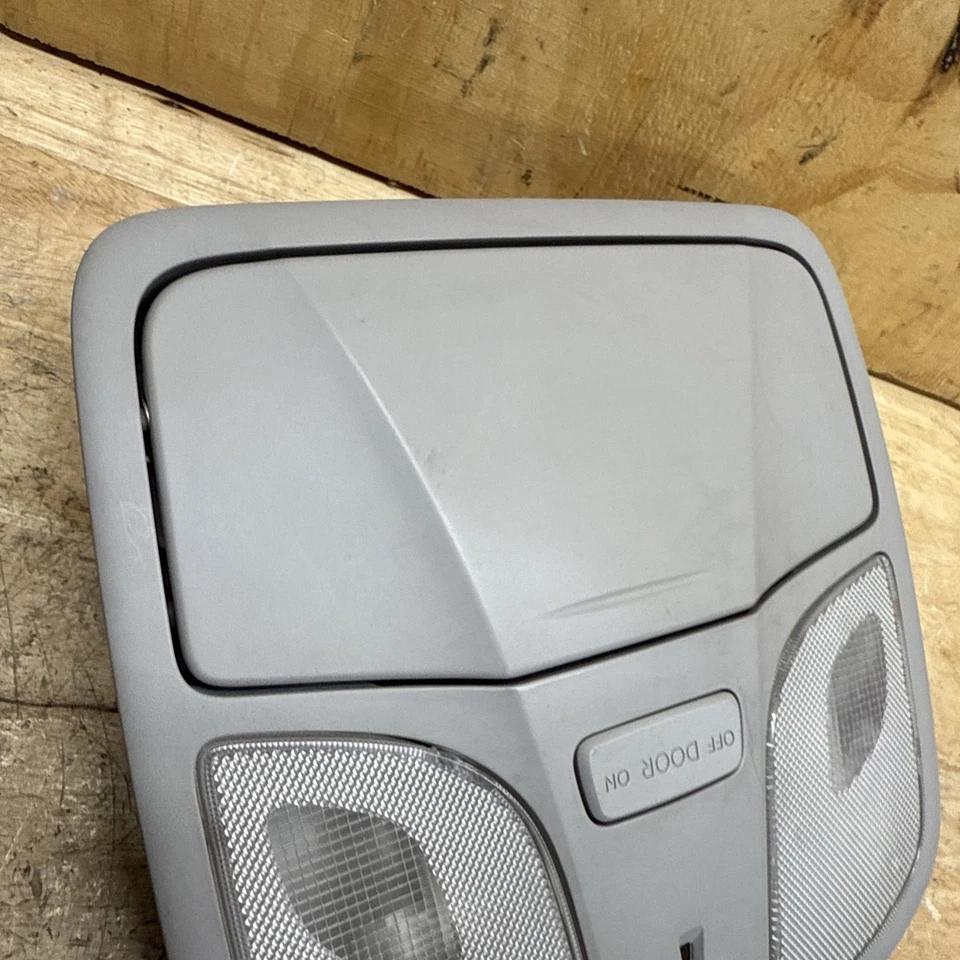 2011-2014 Hyundai Sonata Dome Light Sunglasses Holder Gray - Image 3 of 4