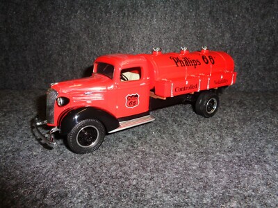 FIRST GEAR 1937 CHEVY TANKER TRUCK 1:34 DIECAST 19-2693 PHILLIPS