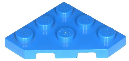 Missing Lego Brick 2450 Blue x 4 Plate 3 x 3 without Corner - Picture 2 of 2