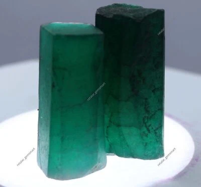 500 Ct Natural Emerald Green Rough Uncut Huge Size CERTIFIED Loose Gemstone - Image 1 of 4