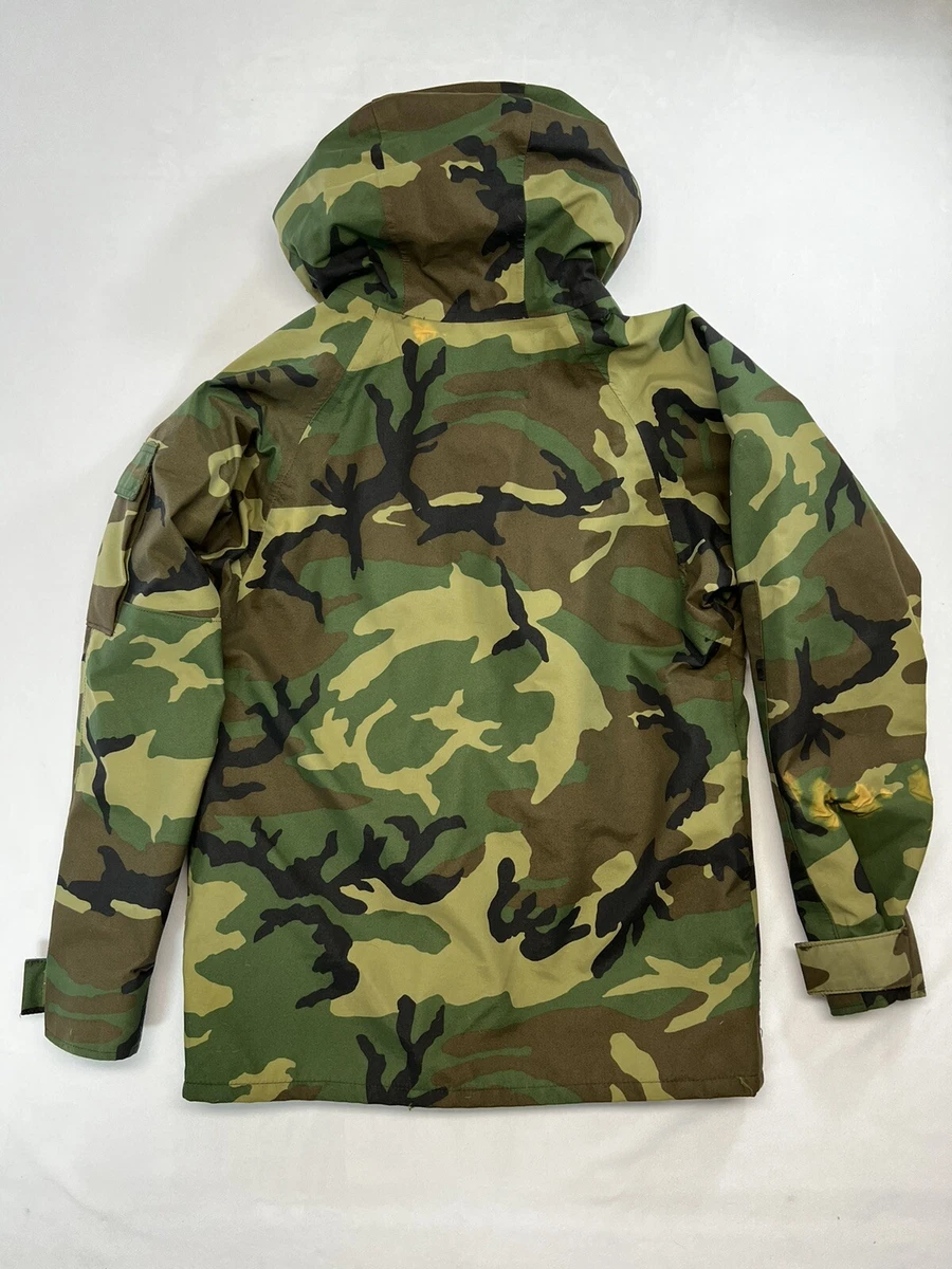 Tennessee Apparel Corp. Parka Cold Weather Camo Hooded Jacket size Small Regular