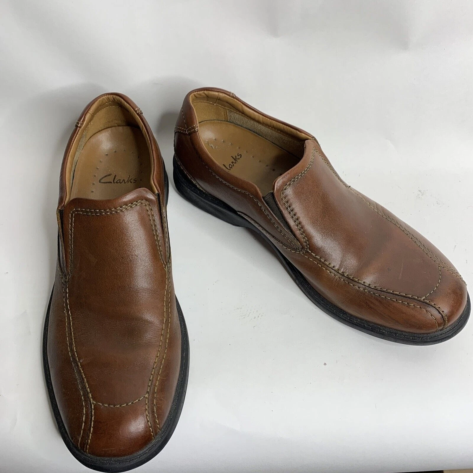 Scarpe mocassini uomo Clarks pelle marrone punta bicicletta slip on 8M