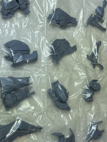 Brand new 1/100 FSS Batsh the Black Knight Resin Kit Recast Five Star Stories - Bild 10 von 12