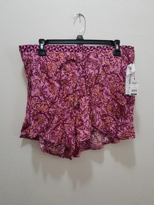 Womens Vanilla Star Size XL Flyaway Shorts Bottoms Clothing NWT