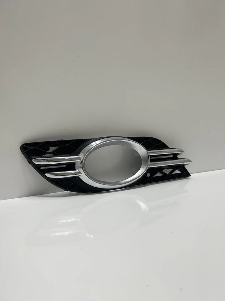 OEM MERCEDES BENZ W211 PASAJERO DELANTERO DERECHO MOLDURA LUZ ANTINIEBLA E350 2118850822 Foto 2 de 4