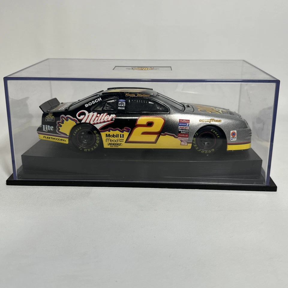 Ford Miller NASCAR 1996 1/24 Rusty Wallace #2 diecast con estuche Foto 4 de 4