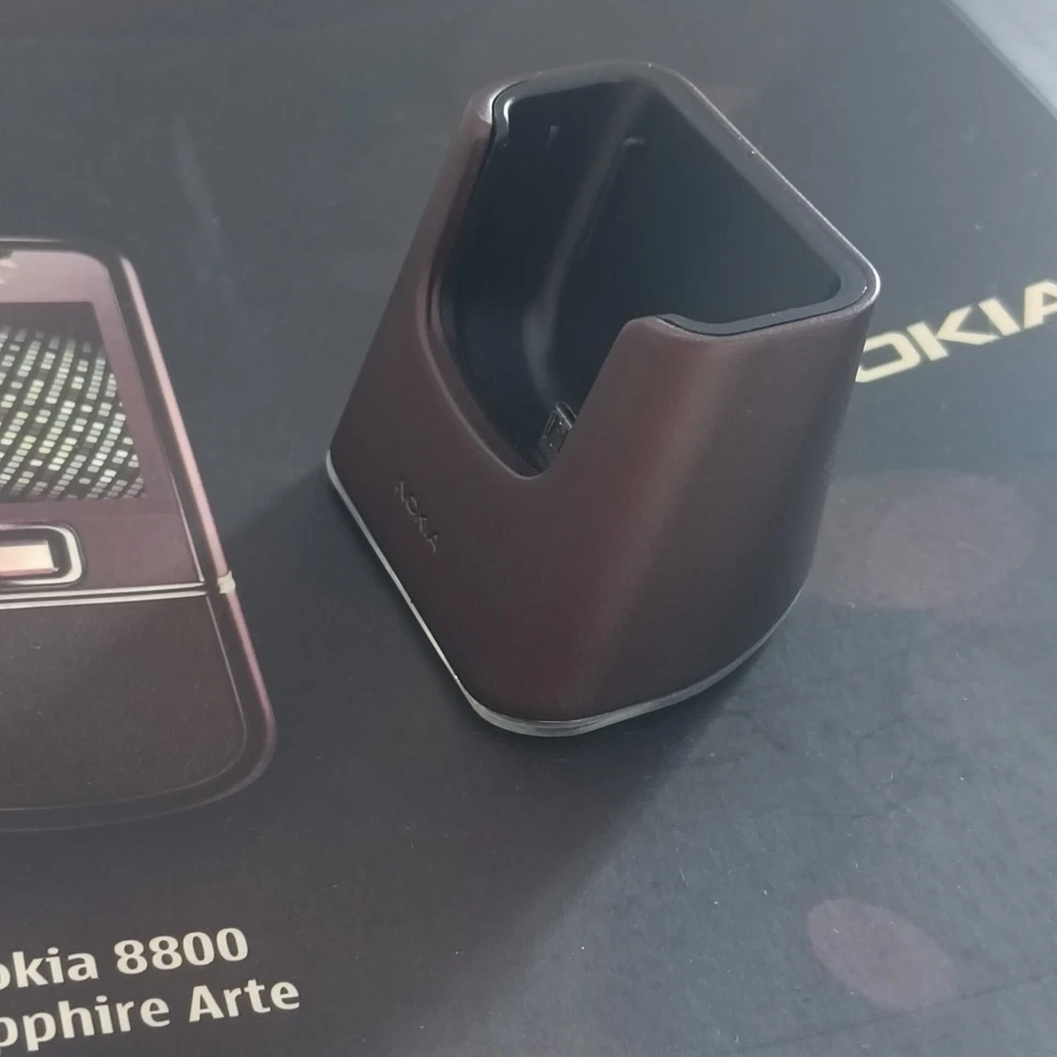 NOKIA DT-19 Dock Charging For Nokia 8800 Sapphire Arte Desktop Charger Station - Image 3 of 4