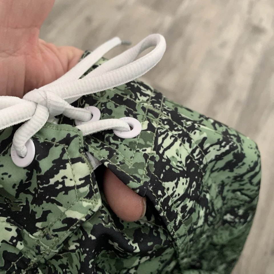 Volcom Board Shorts Mens 32 Green CAMO ASwim Trunks Drawstring Beach 1 Pocket - Image 4 of 4