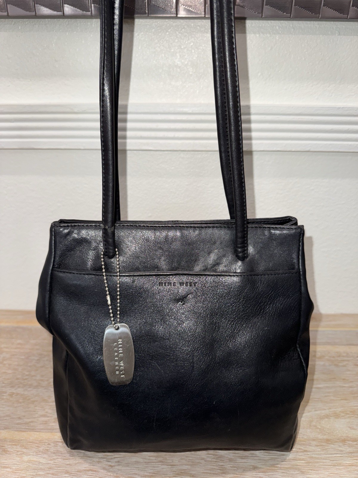 Vintage Nine West Black Leather Tote HandBag Shoulder Purse Bag