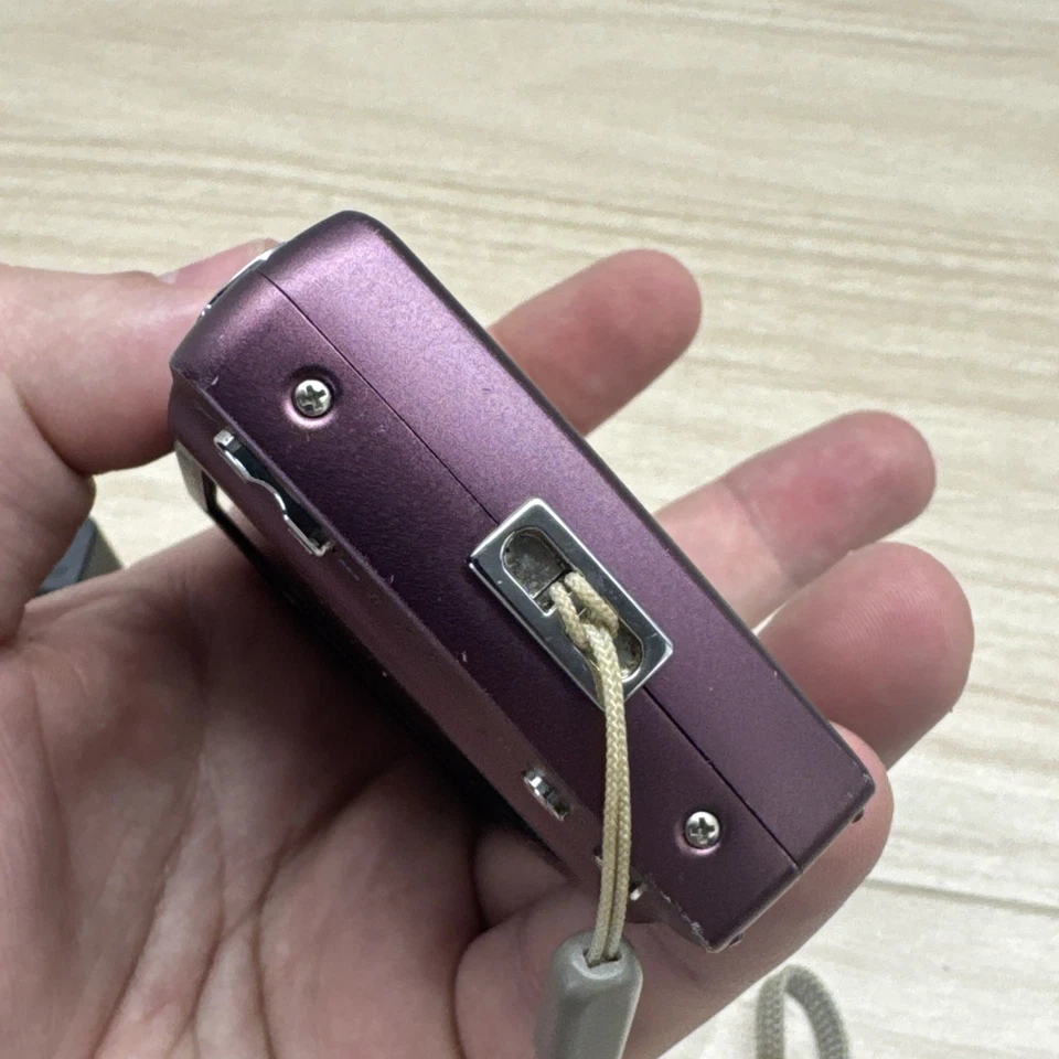 HP PB360t 12.0MP Plum Digital Camera 3x Optical Zoom w/Battery SD Card Case - Image 3 of 4