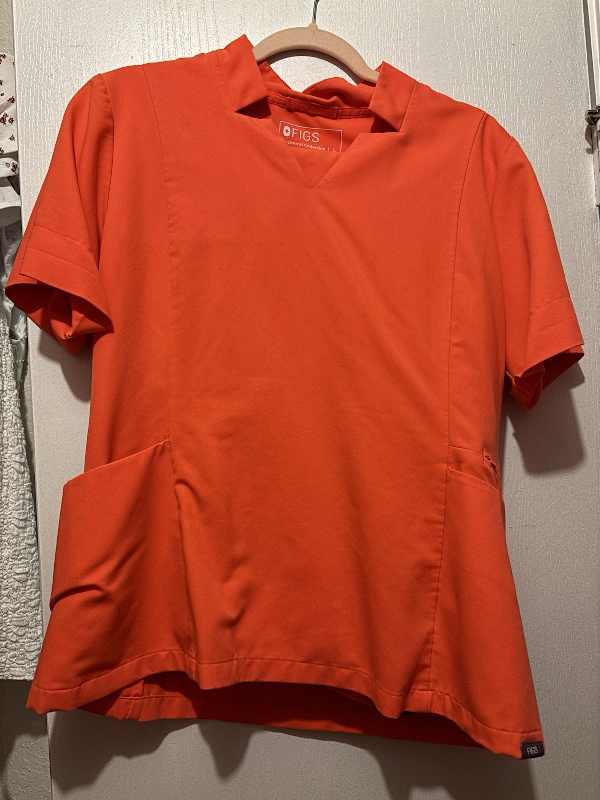 FIGS Orange Solid Pattern Medical Scrubs Set Wome… - image 1