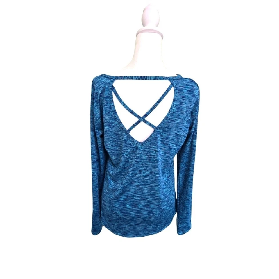 Blusa Bally Yoga atlética manga longa e aberta cruz traseira tamanho médio - Imagem 2 de 4