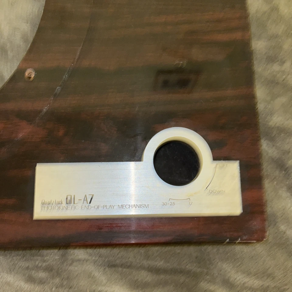 JVC/Victor QL-A7 DD Turntable Japanese Model Plinth for Repair /Fits TT-71 Motor - Image 3 of 4
