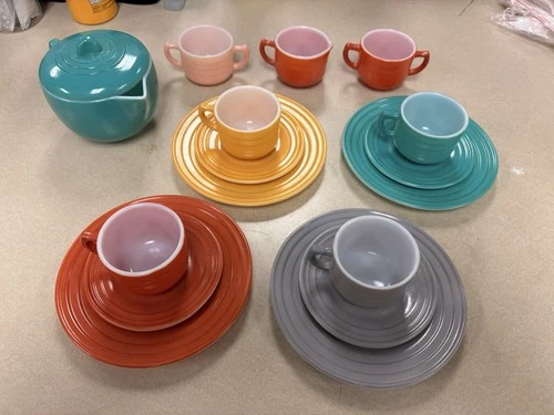 VINTAGE HAZEL ATLAS LITTLE HOSTESS CHILD TEA SET MILK GLASS CUBE PATTERN 16 Pcs.