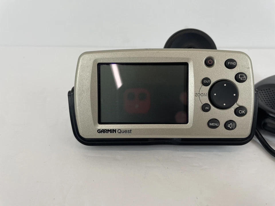 Garmin Quest Handheld Car Auto GPS Pocket Size Navigation Unit Tested - Image 2 of 4