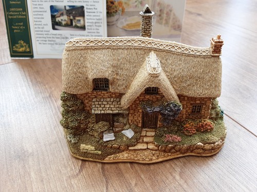 Lilliput Lane Honey Pot Tearoom Collectors Club Piece Boxed and Deeds - Picture 4 of 6