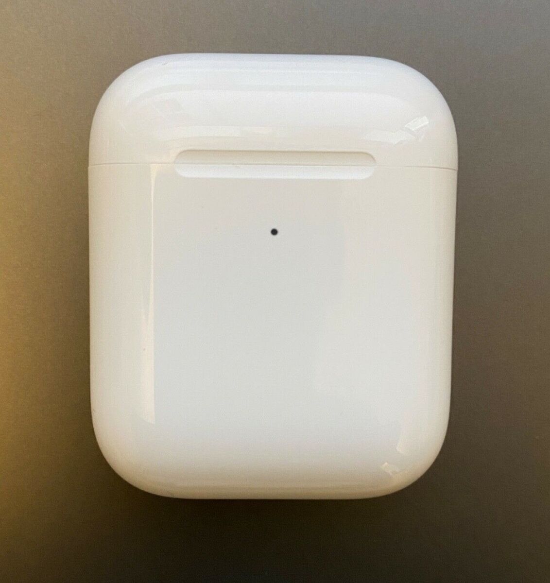 Apple AirPods Wireless Charging Case Only - A1938 - Fast Apple AirPods Wireless Charging Case Only - A1938 - Fast